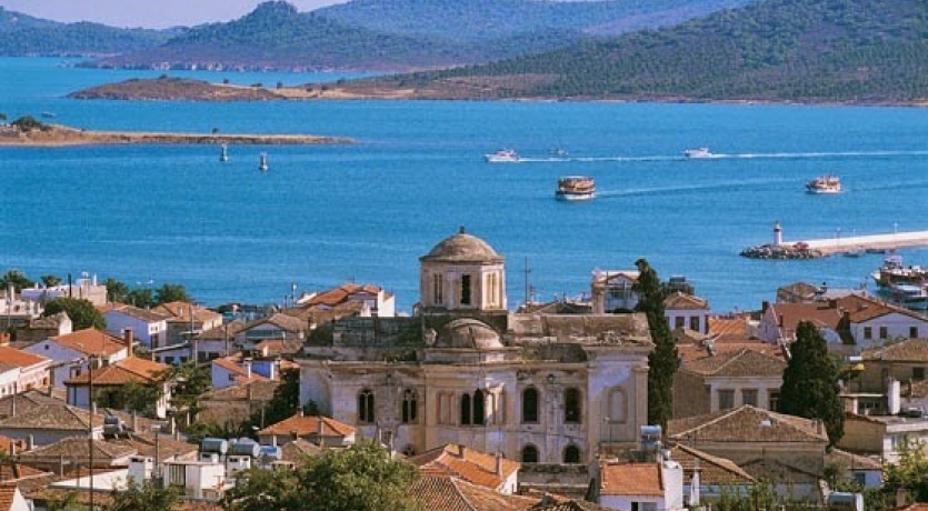 Foça - Aşıklar Şelalesi -  Cunda ( Alibey Adası ) - Şeytan Sofrası