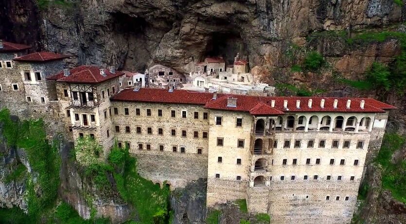 Uçaklı Karadeniz ve Yaylalar  ( 4 gece konaklama ) 