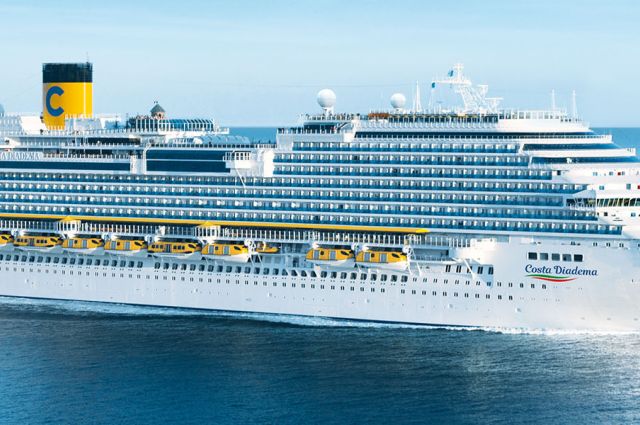 Costa Diadema gemisi ile Norveç Fiyortları 04 Eylül 2026